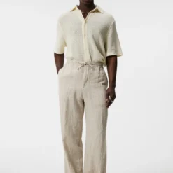 J.Lindeberg Pantalons Regular Broek Noah Heren Lichtbeige 8 J.Lindeberg Pantalons Regular Broek Noah Heren Lichtbeige -Jack & Jones Verkoop 2d80c36a0b66aa27fdd31495a3237f0e scaled