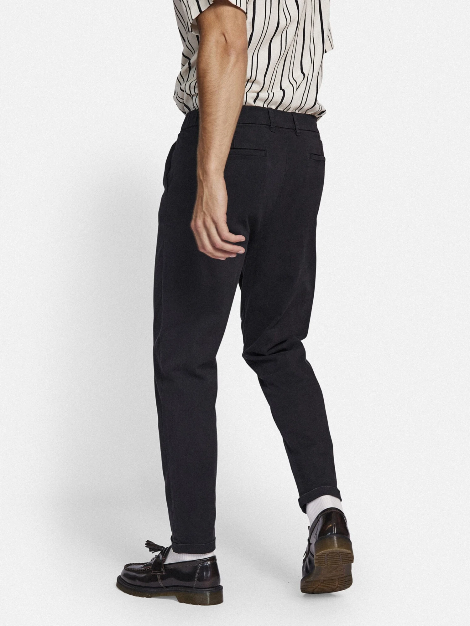 Redefined Rebel Pantalons Regular Bandplooibroek Jacko Heren Zwart 4 Redefined Rebel Pantalons Regular Bandplooibroek Jacko Heren Zwart - Afbeelding 4