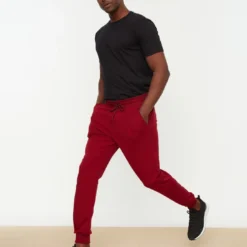 Trendyol Pantalons Tapered Broek Heren Bordeaux 11 Trendyol Pantalons Tapered Broek Heren Bordeaux -Jack & Jones Verkoop 8da2b862514a27f440b6af4e88a2a645 scaled