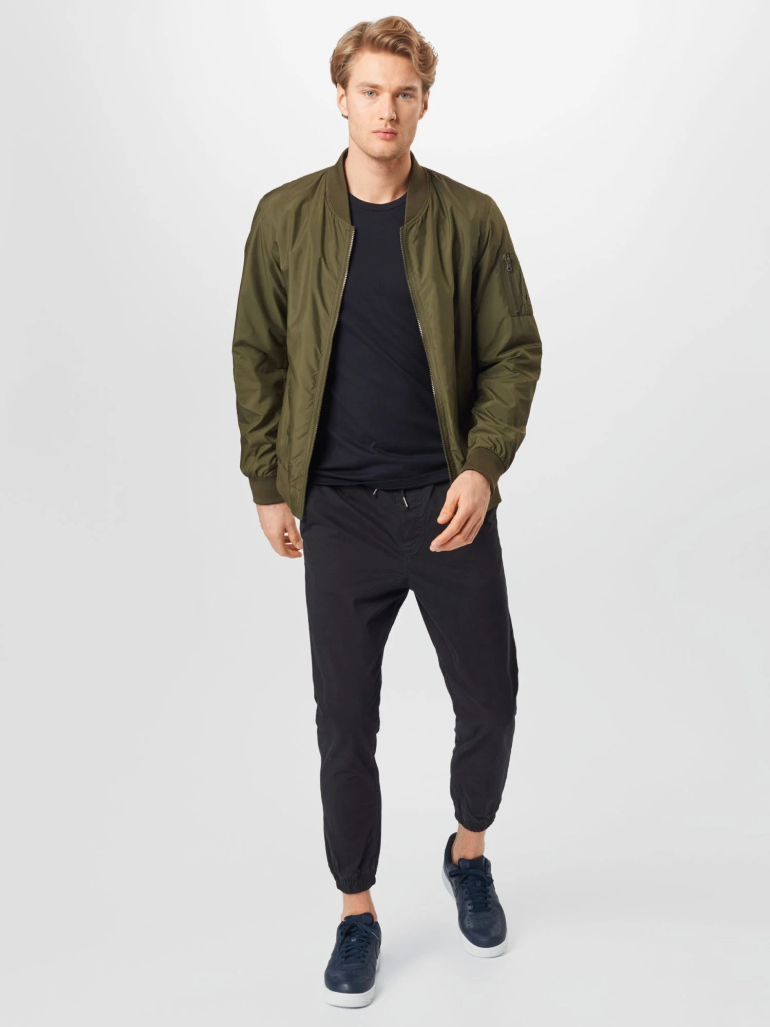 Jack & Jones Pantalons Tapered Broek Gordon Lane Heren Zwart 4 Jack & Jones Pantalons Tapered Broek Gordon Lane Heren Zwart - Afbeelding 4