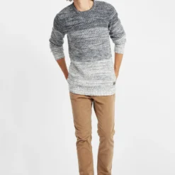 Solid Crewneck Truien Trui Ayton Heren Blauw 8 Solid Crewneck Truien Trui Ayton Heren Blauw -Jack & Jones Verkoop 9a3735d211ccbc4833425fb1f90cca95 scaled