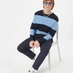 Armedangels Crewneck Truien Trui GRAANIO Heren Navy / Smoky Blue -Jack & Jones Verkoop dce18ea141069d9d4e6a3e4ef950e1e6 scaled